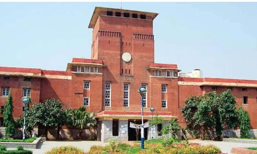 Delhi University admission 2026 students campus DU college application process
