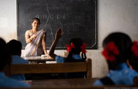 Teachers participating in a professional training and classroom learning workshop in India.